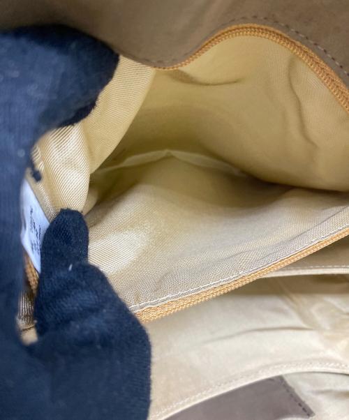 OKAJIMA（オカジマ）OKAJIMA (オカジマ) ハンドバッグ ベージュ×パープルの古着・服飾アイテム