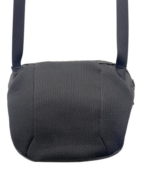 ARC'TERYX（アークテリクス）ARC'TERYX (アークテリクス) ショルダーバッグ ブラックの古着・服飾アイテム