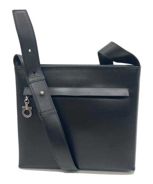 Salvatore Ferragamo（サルヴァトーレ フェラガモ）Salvatore Ferragamo (サルヴァトーレ フェラガモ) ショルダーバッグ ブラックの古着・服飾アイテム
