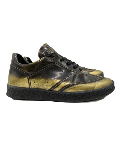 MM6 Maison Margiela（エムエムシックスメゾンマルジェラ）MM6 Maison Margiela (エムエムシックスメゾンマルジェラ) ローカットスニーカー ゴールド×ブラック サイズ:25.5の古着・服飾アイテム