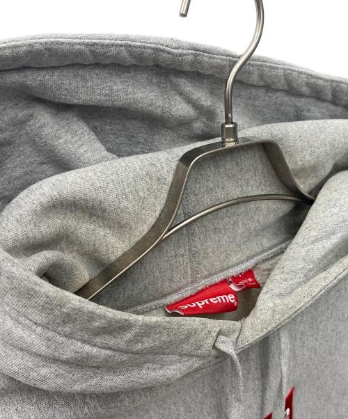 SUPREME（シュプリーム）SUPREME (シュプリーム) パーカー グレー サイズ:Sの古着・服飾アイテム