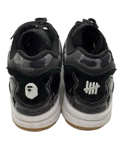 adidas（アディダス）adidas (アディダス) A BATHING APE (アベイシングエイプ) UNDEFEATED (アンディフィーテッド) ローカットスニーカー ZX8000 ブラック×ホワイト サイズ:28cmの古着・服飾アイテム
