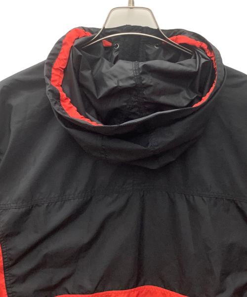 NIKE ACG（ナイキエーシージー）NIKE ACG (ナイキエーシージー) アノラックパーカー ブラック×レッド サイズ:Mの古着・服飾アイテム