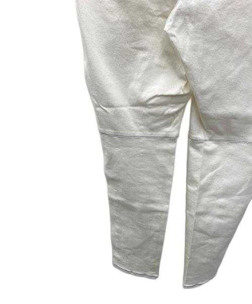 β（ベータ）β (ベータ) デニムパンツ ホワイト サイズ:Ｍ 未使用品の古着・服飾アイテム