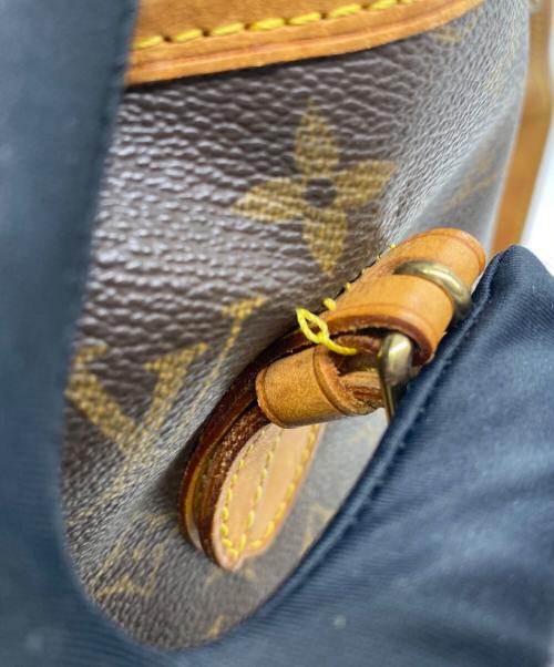 LOUIS VUITTON（ルイ ヴィトン）LOUIS VUITTON (ルイ ヴィトン) ショルダーバッグ ブラウンの古着・服飾アイテム