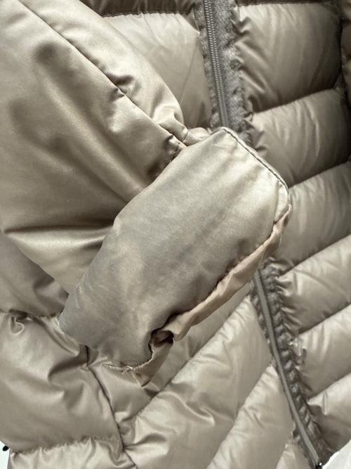 MONCLER（モンクレール）MONCLER (モンクレール) ダウンコート ブラウン サイズ:SIZE 1の古着・服飾アイテム