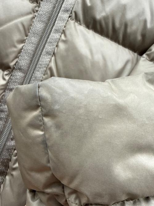 MONCLER（モンクレール）MONCLER (モンクレール) ダウンコート ブラウン サイズ:SIZE 1の古着・服飾アイテム