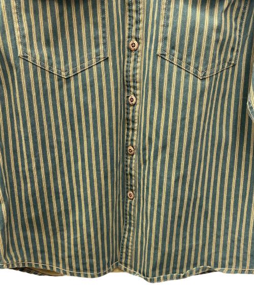karaku（カラク）karaku (カラク) 長袖シャツ グリーン×ベージュ サイズ:Lの古着・服飾アイテム
