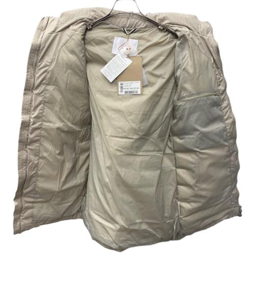 Pyrenex（ピレネックス）Pyrenex (ピレネックス) ダウンジャケット ベージュ サイズ:40 未使用品の古着・服飾アイテム