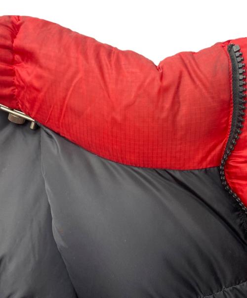 THE NORTH FACE（ザ ノース フェイス）THE NORTH FACE (ザ ノース フェイス) ダウンジャケット レッド×ブラック サイズ:Ｍの古着・服飾アイテム