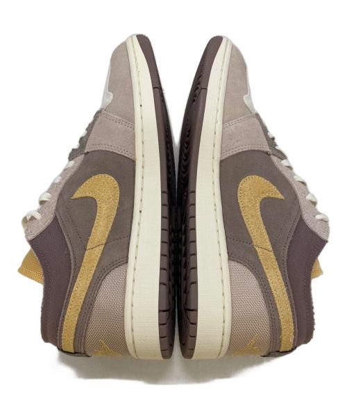 NIKE（ナイキ）NIKE (ナイキ) ローカットスニーカー ベージュ×イエロー サイズ:28の古着・服飾アイテム