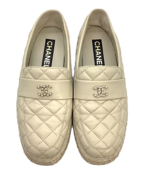CHANEL（シャネル）CHANEL (シャネル) ローファー ベージュ サイズ:39の古着・服飾アイテム