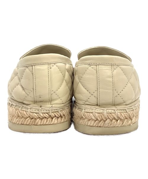 CHANEL（シャネル）CHANEL (シャネル) ローファー ベージュ サイズ:39の古着・服飾アイテム