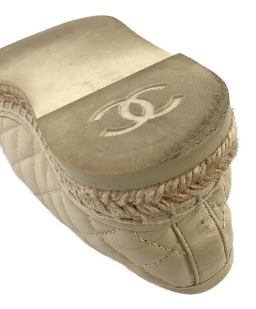 CHANEL（シャネル）CHANEL (シャネル) ローファー ベージュ サイズ:39の古着・服飾アイテム