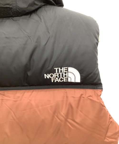 THE NORTH FACE（ザ ノース フェイス）THE NORTH FACE (ザ ノース フェイス) ヌプシベスト ブラウン×ブラック サイズ:Sの古着・服飾アイテム