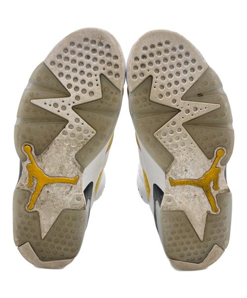 NIKE（ナイキ）NIKE (ナイキ) AIR JORDAN 6 RETRO ホワイト×イエロー サイズ:㎝ 28の古着・服飾アイテム