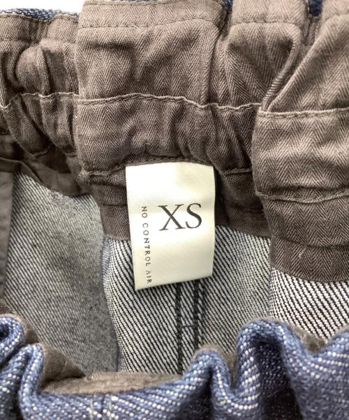 NO CONTROL AIR（ノーコントロールエアー）NO CONTROL AIR (ノーコントロールエアー) タックパンツ インディゴ サイズ:XSの古着・服飾アイテム