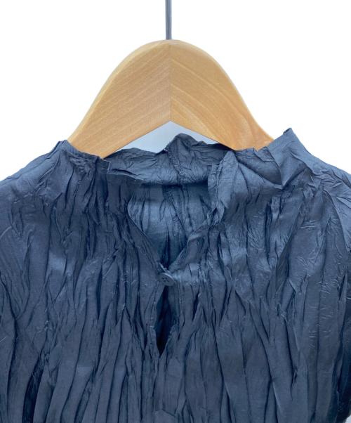 PLEATS PLEASE（プリーツプリーズ）PLEATS PLEASE (プリーツプリーズ) プリーツブラウス ブラック サイズ:3の古着・服飾アイテム