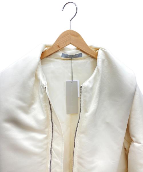 theory luxe（セオリーリュクス）theory luxe (セオリーリュクス) Vienne Idala ホワイト サイズ:040 未使用品の古着・服飾アイテム