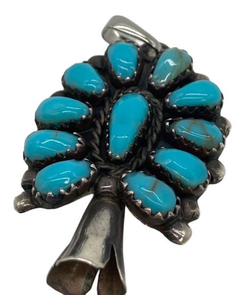 H.YOYOKIE（H.ヨヨキ）H.YOYOKIE (H.ヨヨキ) ペンダントトップ　turquoise cluster bell fob c.1940 サイズ:不明の古着・服飾アイテム