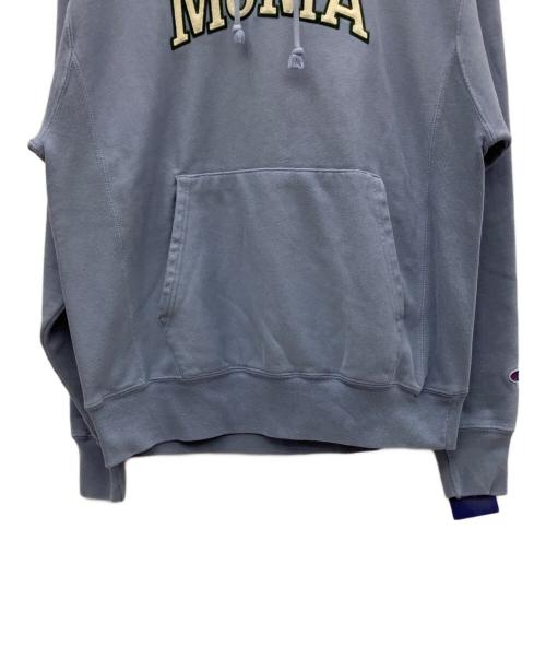 Champion（チャンピオン）Champion (チャンピオン) MoMA (モマ) REVERSE WEAVE コラボプルオーバーパーカー ブルー サイズ:XLの古着・服飾アイテム