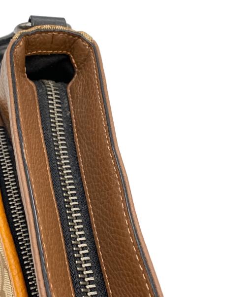 COACH（コーチ）COACH (コーチ) トンプソンクロスボディシグネチャー ショルダーバッグ ブラウンの古着・服飾アイテム