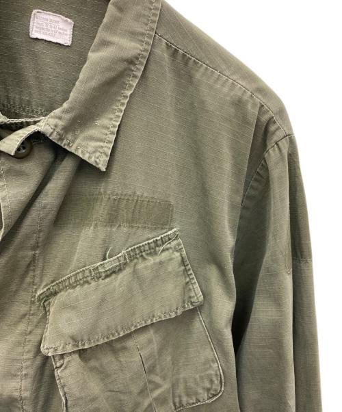 RICHARD WYNN ENTERPRISES INC.（リチャードウィンエンタープライズ）RICHARD WYNN ENTERPRISES INC. (リチャードウィンエンタープライズ) ジャングルファティーグジャケット グリーン サイズ:MEDIUM-SHORTの古着・服飾アイテム