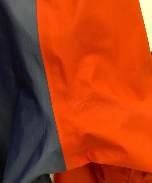 Patagonia（パタゴニア）Patagonia (パタゴニア) トレントシェルジャケット レッド×ネイビー サイズ:Mの古着・服飾アイテム