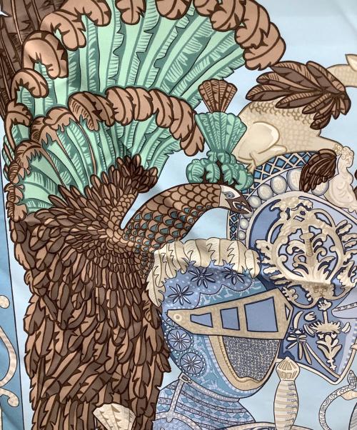 HERMES（エルメス）HERMES (エルメス) シルクスカーフ カレ90 羽飾りの騎兵兜 ブルーの古着・服飾アイテム
