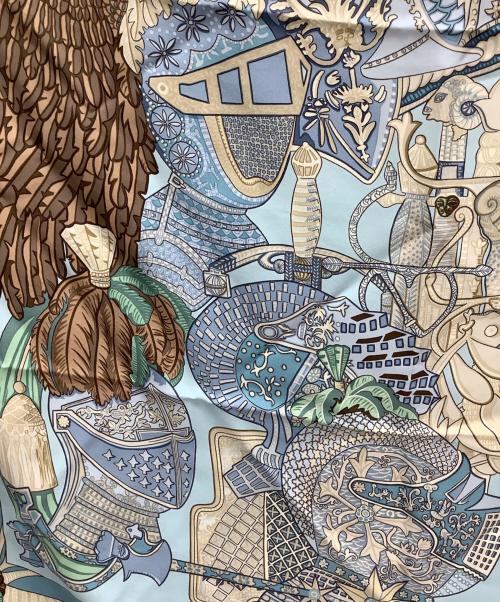 HERMES（エルメス）HERMES (エルメス) シルクスカーフ カレ90 羽飾りの騎兵兜 ブルーの古着・服飾アイテム