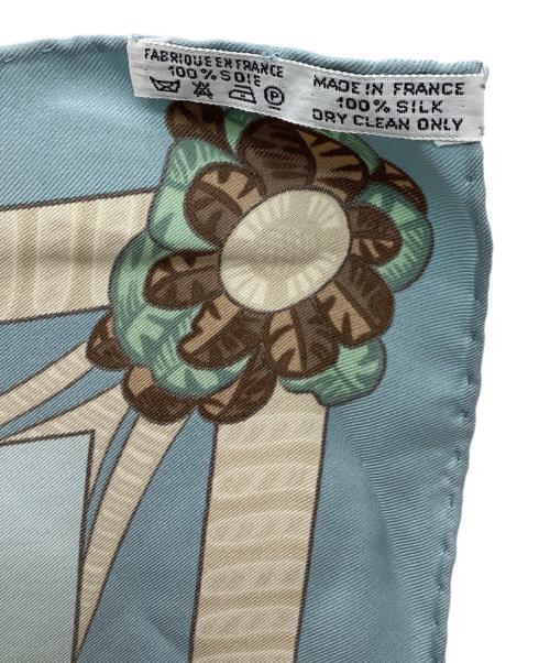 HERMES（エルメス）HERMES (エルメス) シルクスカーフ カレ90 羽飾りの騎兵兜 ブルーの古着・服飾アイテム