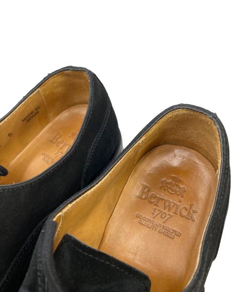 berwick（バーウィック）berwick (バーウィック) スウェードシューズ ブラック サイズ:UK 6の古着・服飾アイテム
