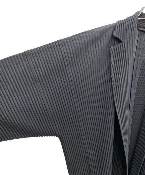 HOMME PLISSE ISSEY MIYAKE（オム プリッセ イッセイ ミヤケ）HOMME PLISSE ISSEY MIYAKE (オム プリッセ イッセイ ミヤケ) ボタンレスプリーツジャケット ブラック サイズ:1の古着・服飾アイテム
