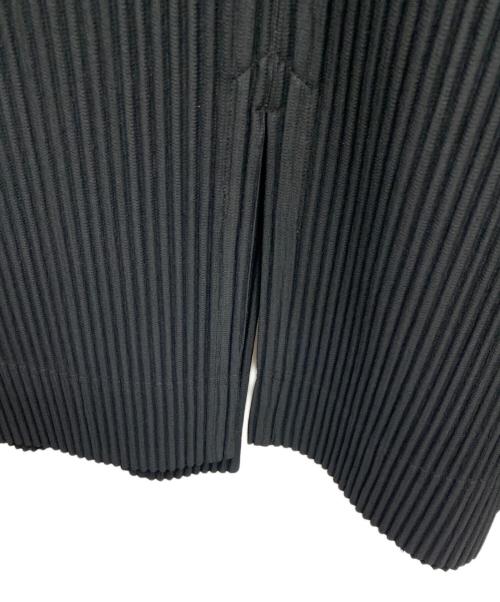HOMME PLISSE ISSEY MIYAKE（オム プリッセ イッセイ ミヤケ）HOMME PLISSE ISSEY MIYAKE (オム プリッセ イッセイ ミヤケ) ボタンレスプリーツジャケット ブラック サイズ:1の古着・服飾アイテム