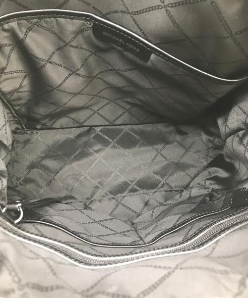 MICHAEL KORS（マイケル・コース）MICHAEL KORS (マイケルコース) BEDFORD TRAVEL DOME TOTE ブラック×グレーの古着・服飾アイテム