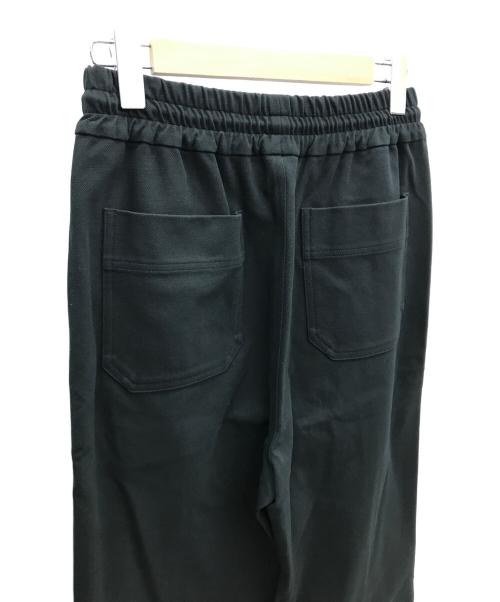 THE SHINZONE（ザ シンゾーン）THE SHINZONE (ザ シンゾーン) コットンウエストギャザートラックボーイパンツ ブラック サイズ:Mの古着・服飾アイテム