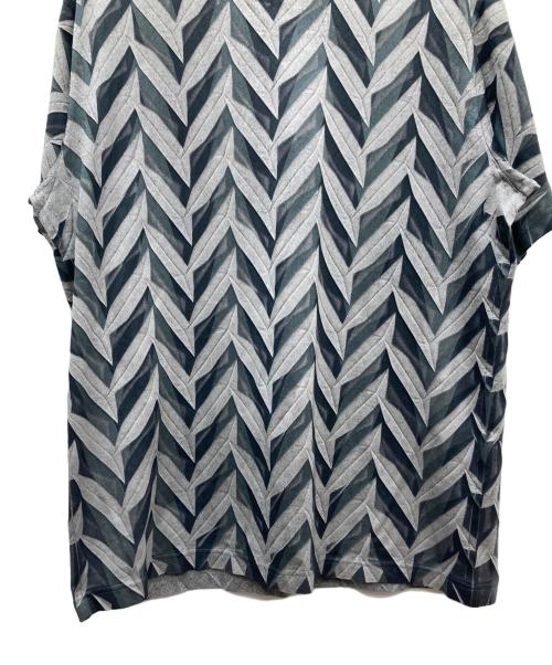 ISSEY MIYAKE（イッセイミヤケ）ISSEY MIYAKE (イッセイミヤケ) 半袖カットソー グレー×グリーン サイズ:XLの古着・服飾アイテム