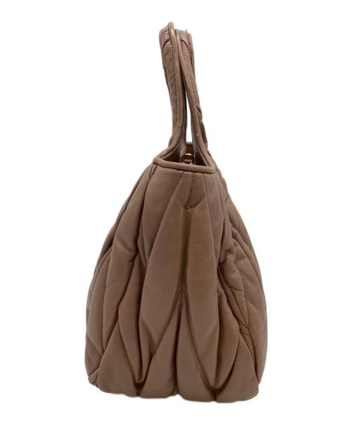 MIU MIU（ミュウミュウ）MIU MIU (ミュウミュウ) マテラッセ ブラウンの古着・服飾アイテム