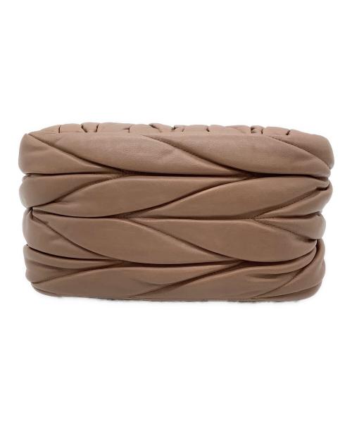 MIU MIU（ミュウミュウ）MIU MIU (ミュウミュウ) マテラッセ ブラウンの古着・服飾アイテム