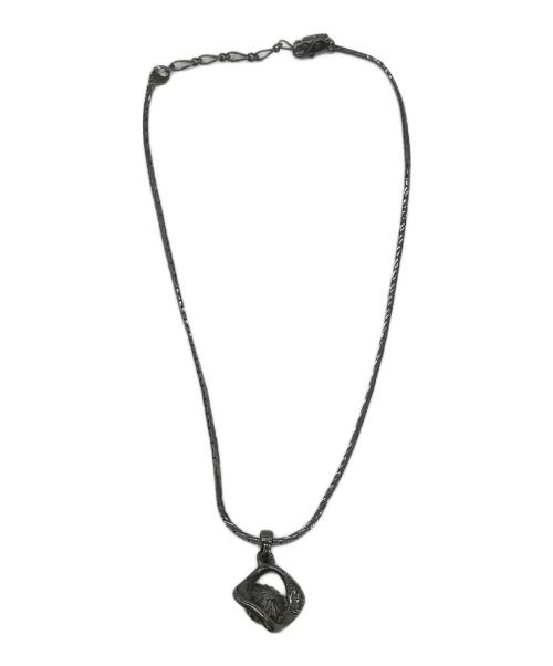 Yves Saint Laurent（イヴサンローラン）Yves Saint Laurent (イヴサンローラン) ネックレス ブラック×グリーンの古着・服飾アイテム