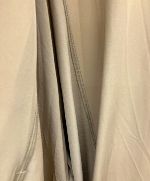 PLUS OTOHA（プラス オトハ）PLUS OTOHA (プラス オトハ) ノースリーブワンピース ベージュ サイズ:SIZE Free 未使用品の古着・服飾アイテム
