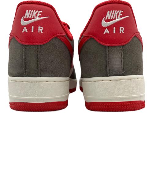 NIKE（ナイキ）NIKE (ナイキ) AIR FORCE1 LOW グレー×レッド サイズ:26.5cm 未使用品の古着・服飾アイテム