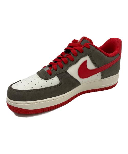 NIKE（ナイキ）NIKE (ナイキ) AIR FORCE1 LOW グレー×レッド サイズ:26.5cm 未使用品の古着・服飾アイテム