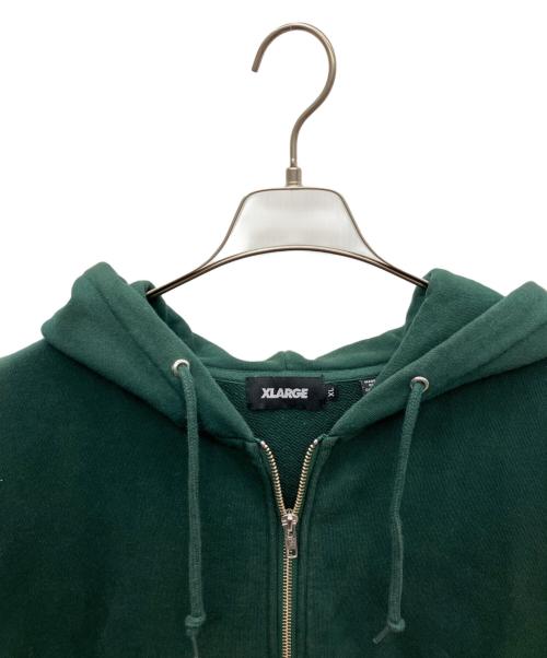 X-LARGE（エクストララージ）X-LARGE (エクストララージ)  オールドイングリッシュロゴ ジップフーデッドスウェットシャツ グリーン サイズ:XLの古着・服飾アイテム