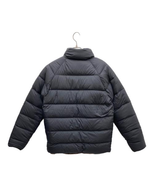 Patagonia（パタゴニア）Patagonia (パタゴニア) リバーシブルサイレントダウンジャケット グレー サイズ:Mの古着・服飾アイテム