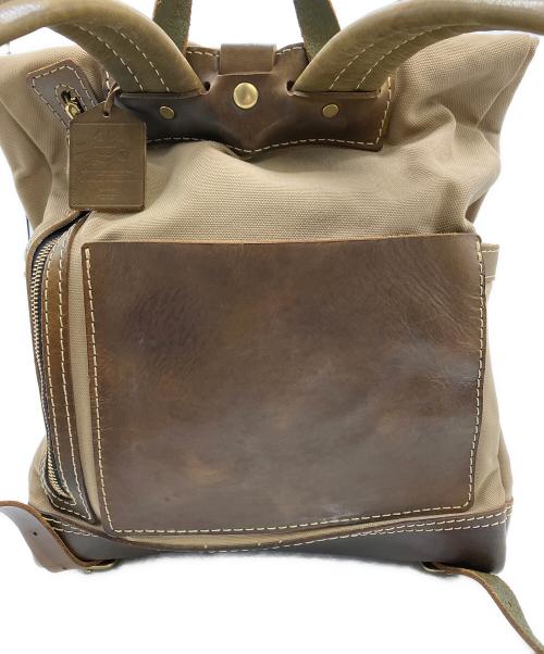 Herz（ヘルツ）Herz (ヘルツ) リュック ベージュ×ブラウンの古着・服飾アイテム