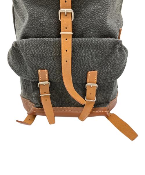 栂（ツガ）栂 (ツガ) リュック グレー×ブラウンの古着・服飾アイテム
