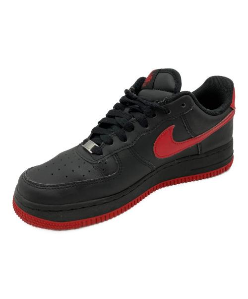 NIKE（ナイキ）NIKE (ナイキ) AIR FORCE 1 '07 BLACK/UNIVERSITY RED-BLACK ブラック×レッド サイズ:26.5cmの古着・服飾アイテム