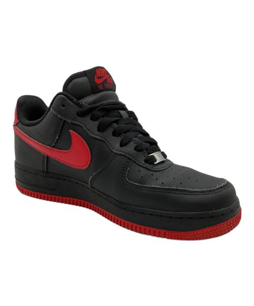 NIKE（ナイキ）NIKE (ナイキ) AIR FORCE 1 '07 BLACK/UNIVERSITY RED-BLACK ブラック×レッド サイズ:26.5cmの古着・服飾アイテム