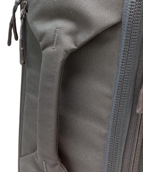 THULE（スーリー）THULE (スーリー) Thule Subterra 2 ブルーの古着・服飾アイテム